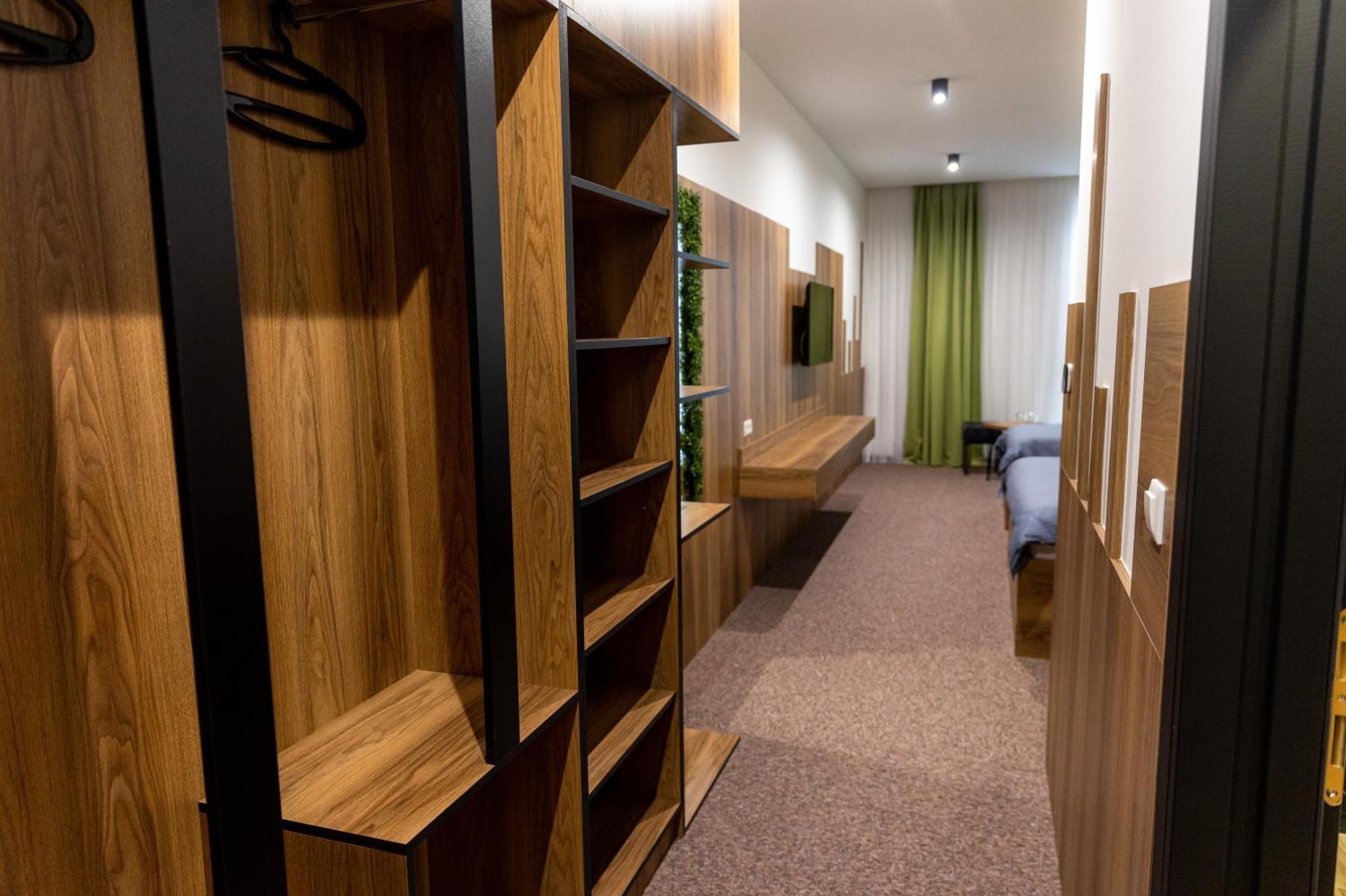 Hostel Tron Travnik Kültér fotó