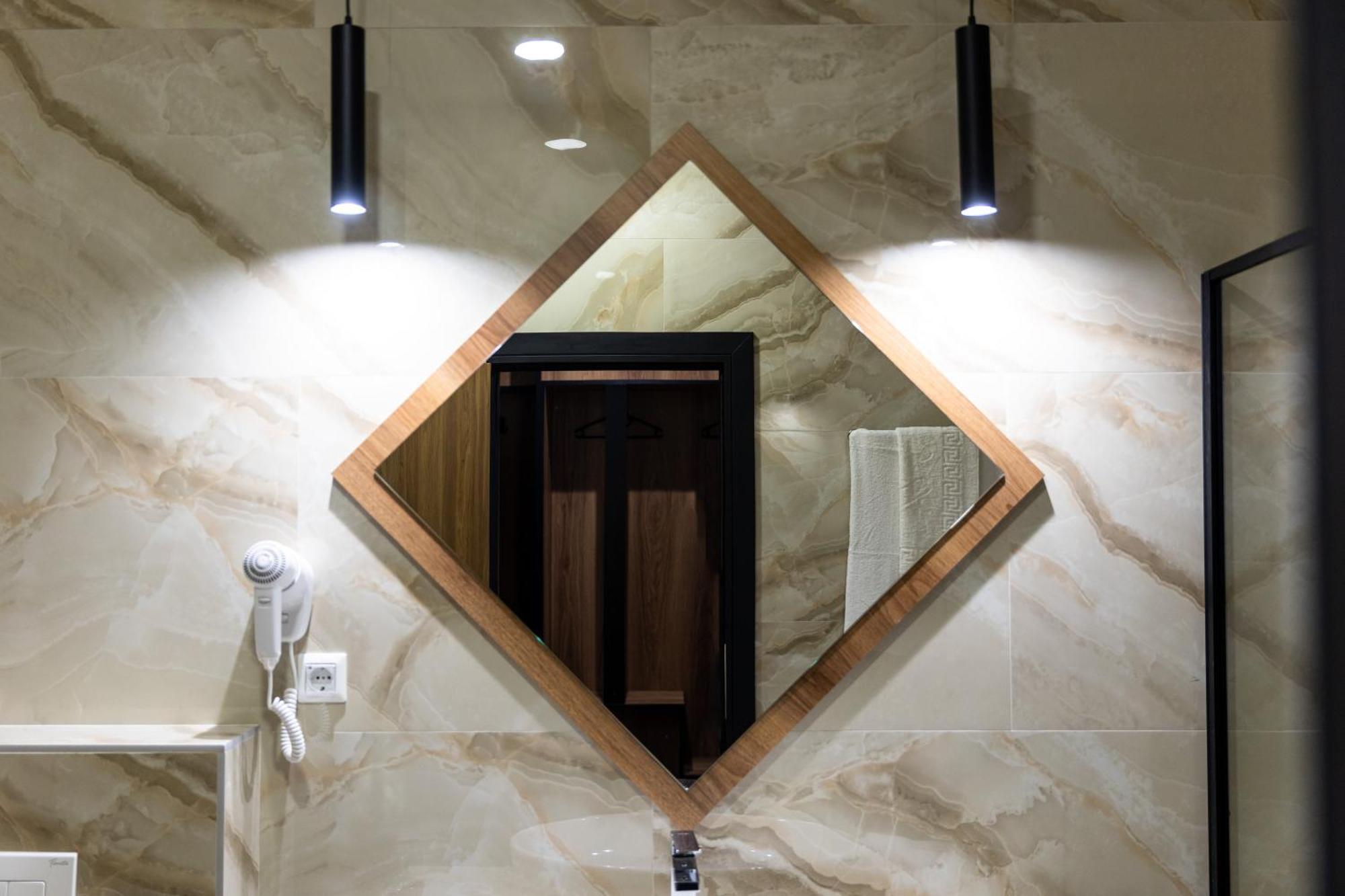 Hostel Tron Travnik Kültér fotó
