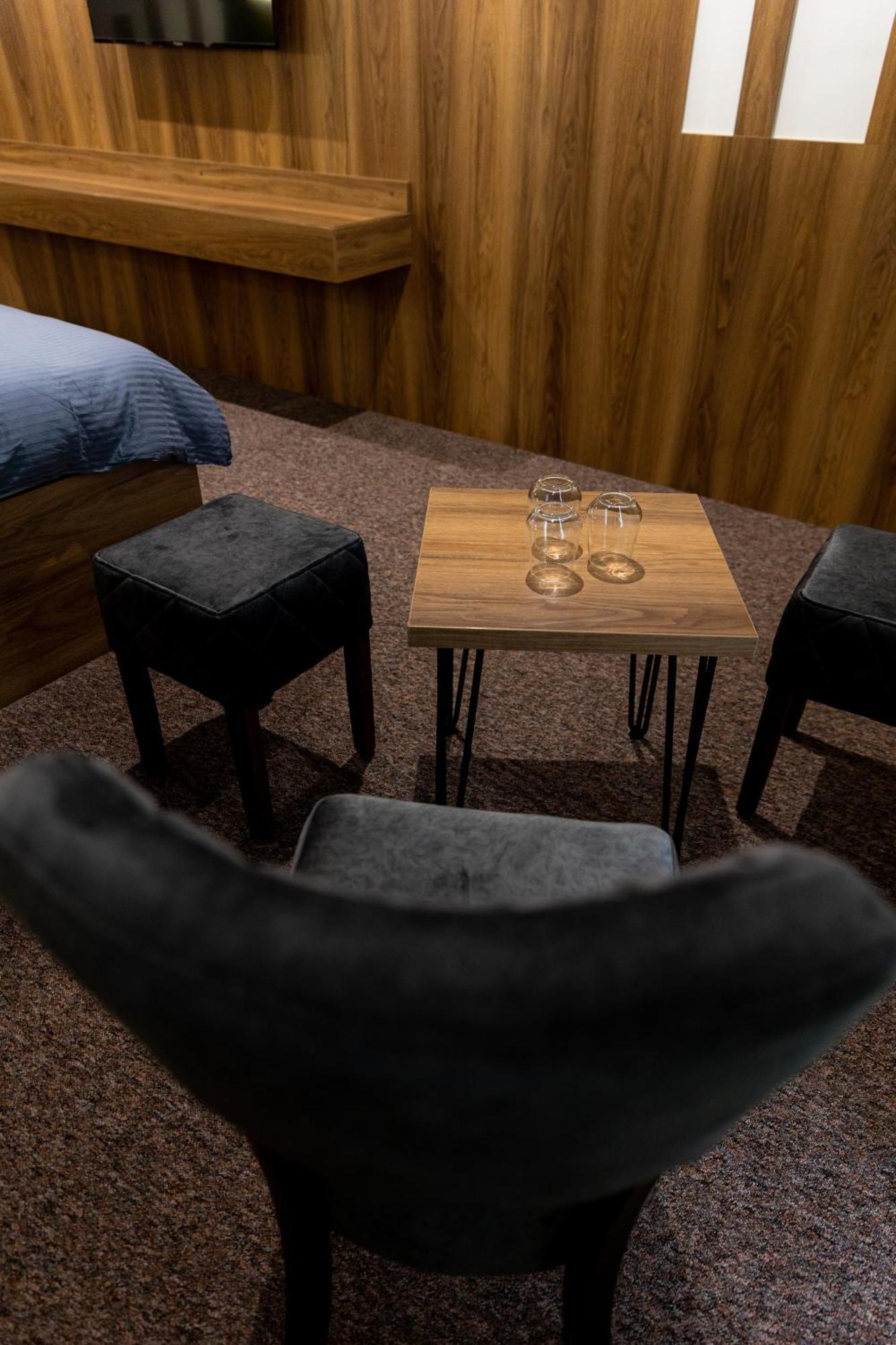 Hostel Tron Travnik Kültér fotó