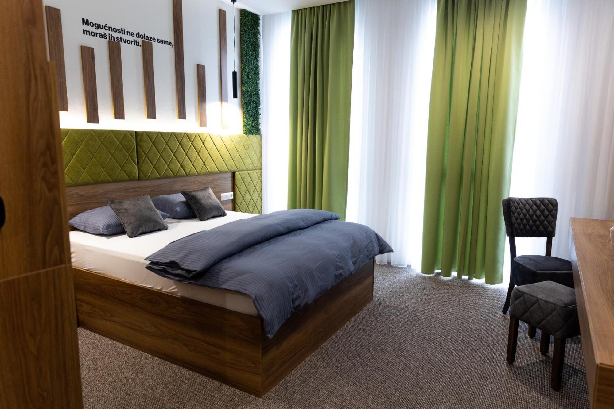 Hostel Tron Travnik Kültér fotó
