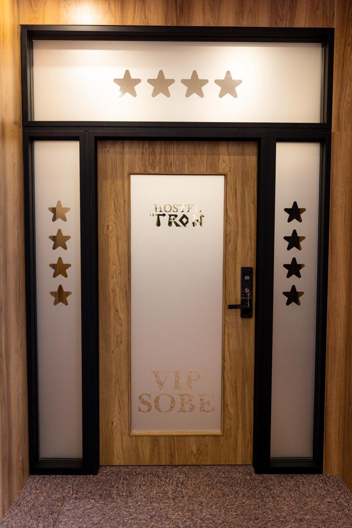 Hostel Tron Travnik Kültér fotó