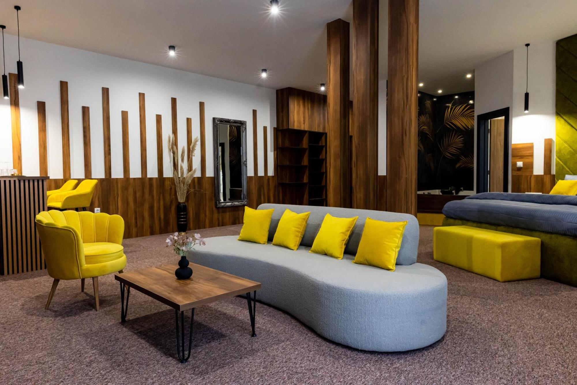 Hostel Tron Travnik Kültér fotó