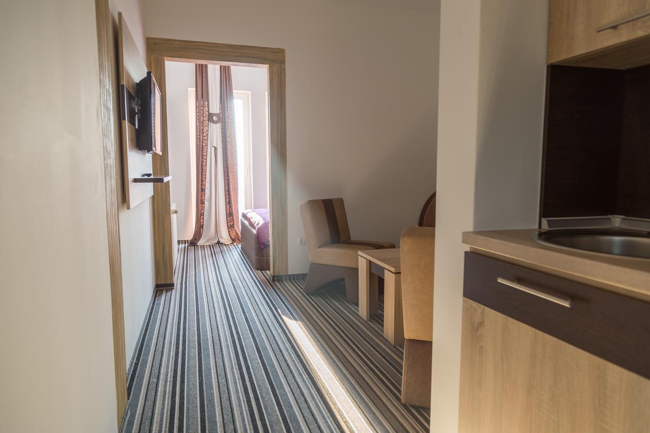 Hostel Tron Travnik Kültér fotó