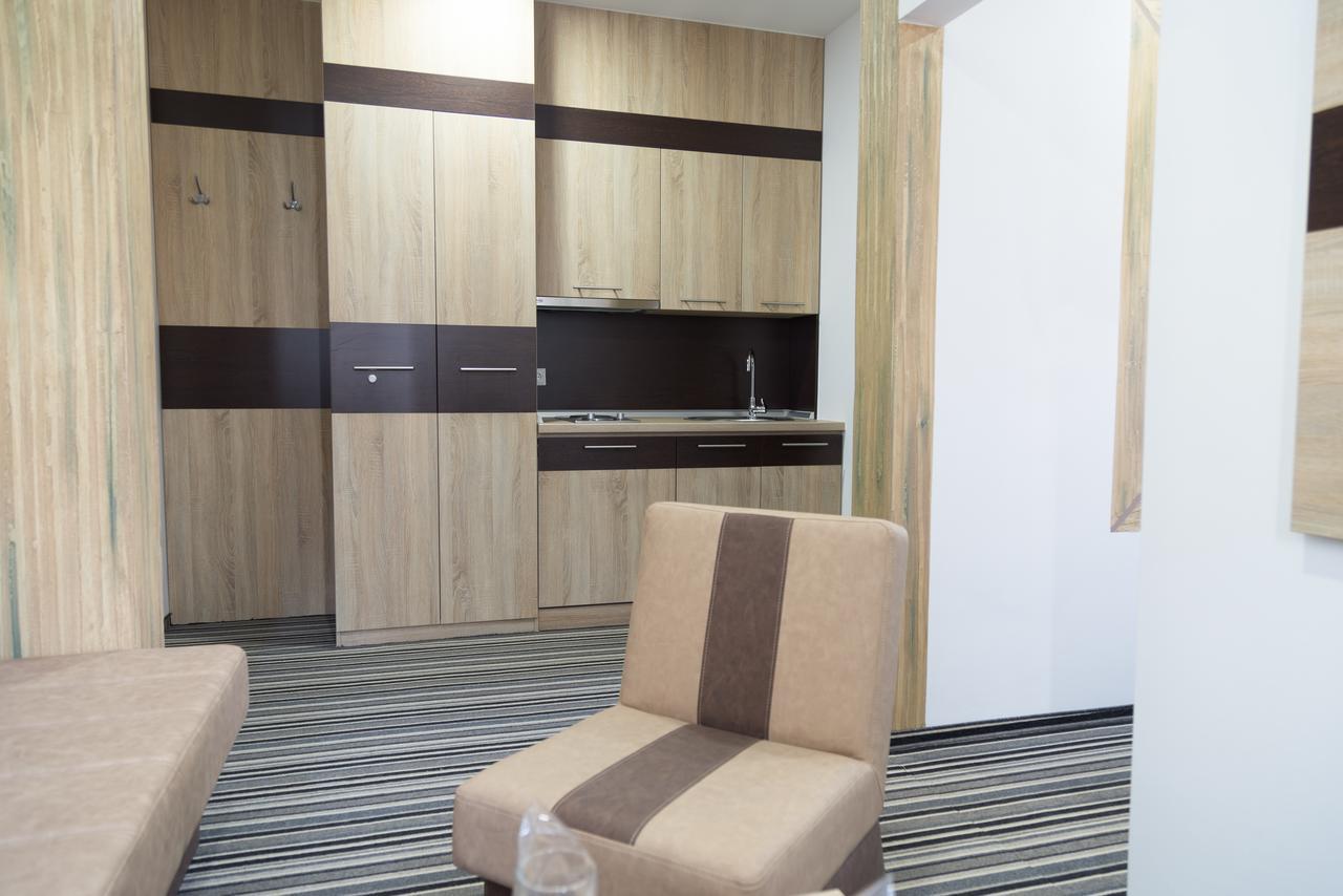 Hostel Tron Travnik Kültér fotó